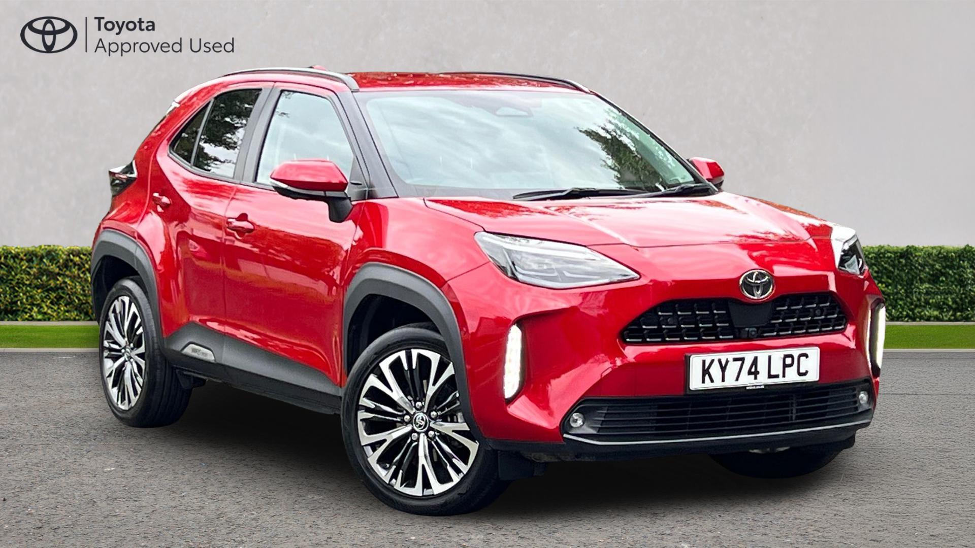 Main listing image - Toyota Yaris Cross