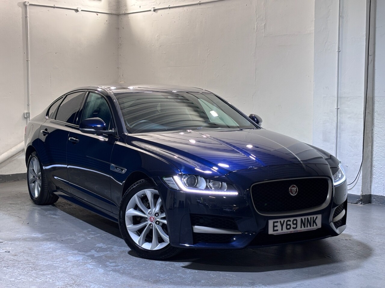 Main listing image - Jaguar XF