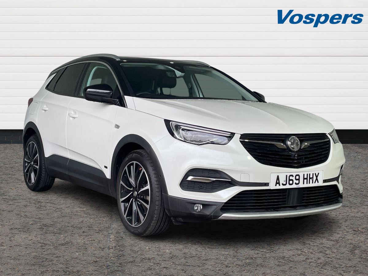 Main listing image - Vauxhall Grandland X