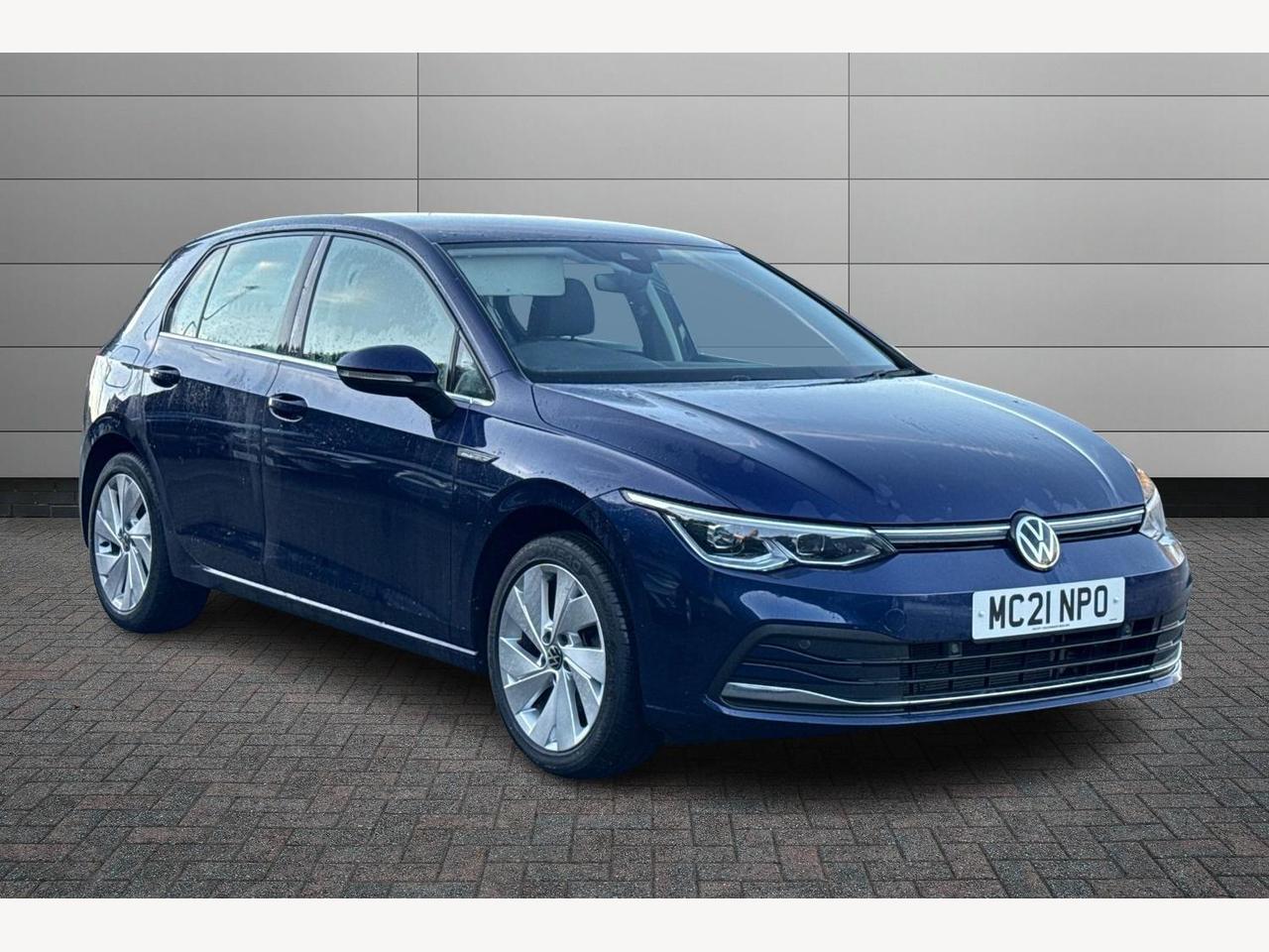 Main listing image - Volkswagen Golf