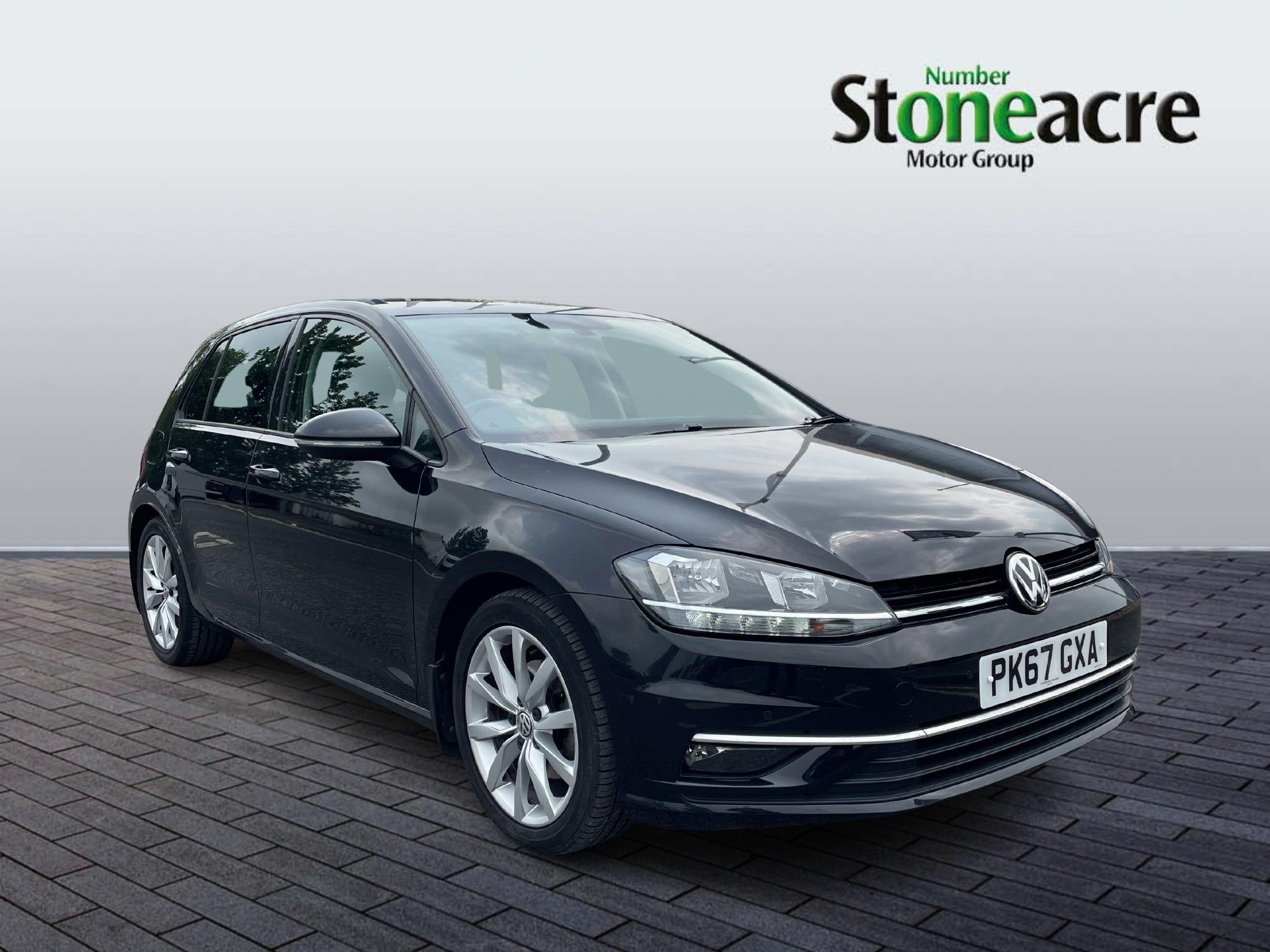 Main listing image - Volkswagen Golf
