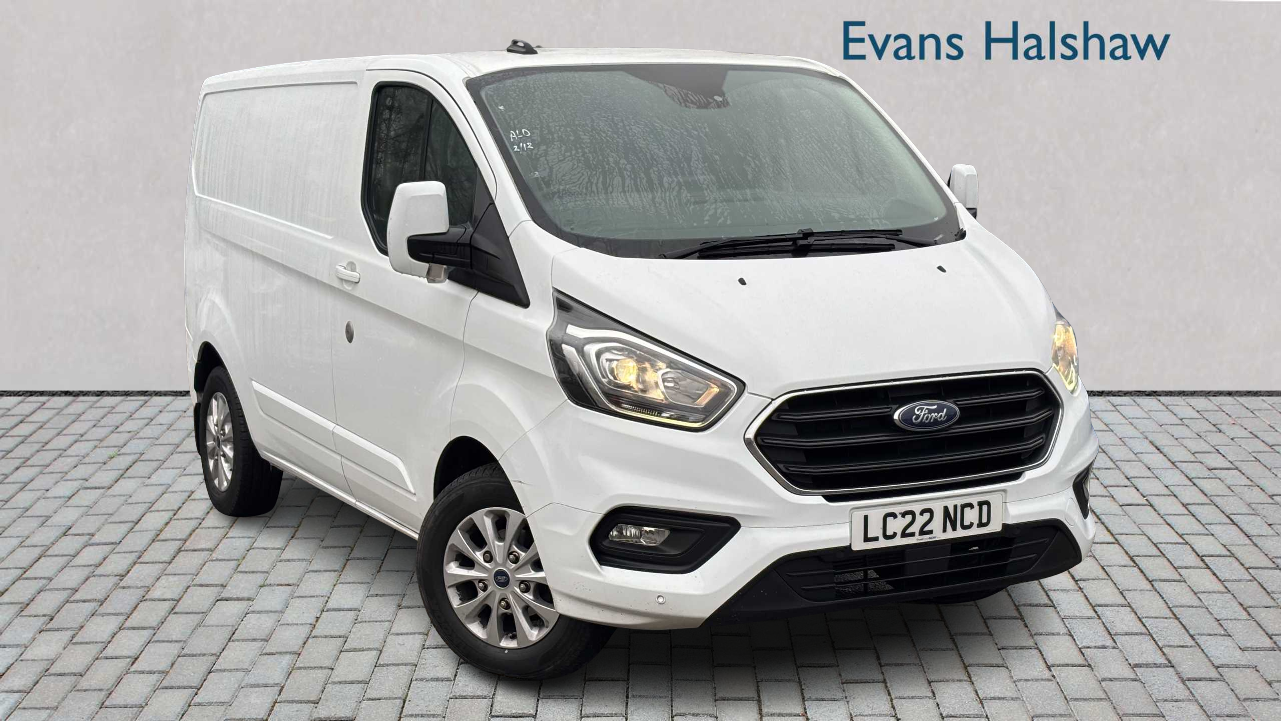 Main listing image - Ford Transit Custom