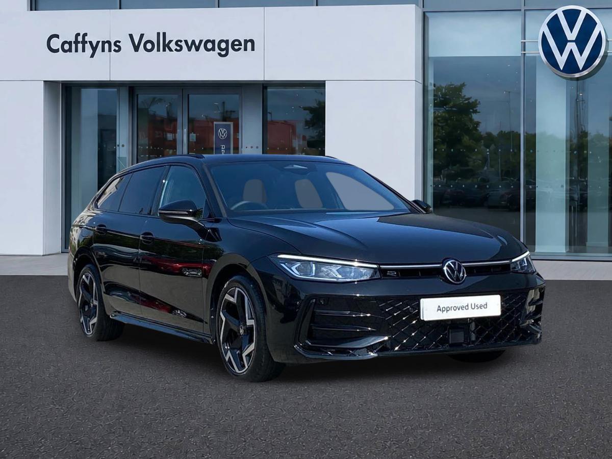 Main listing image - Volkswagen Passat