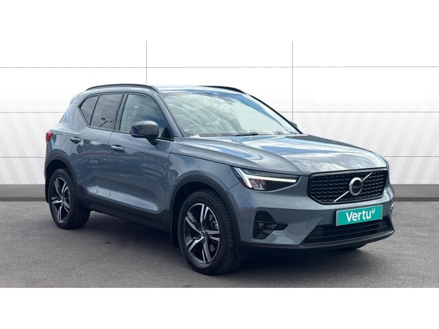 Main listing image - Volvo XC40