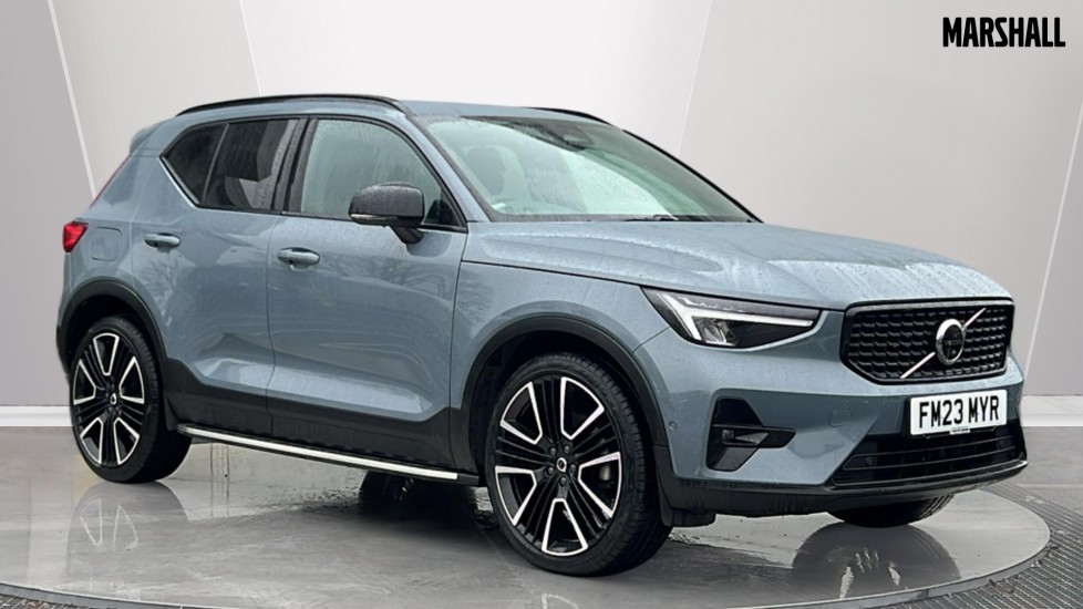Main listing image - Volvo XC40