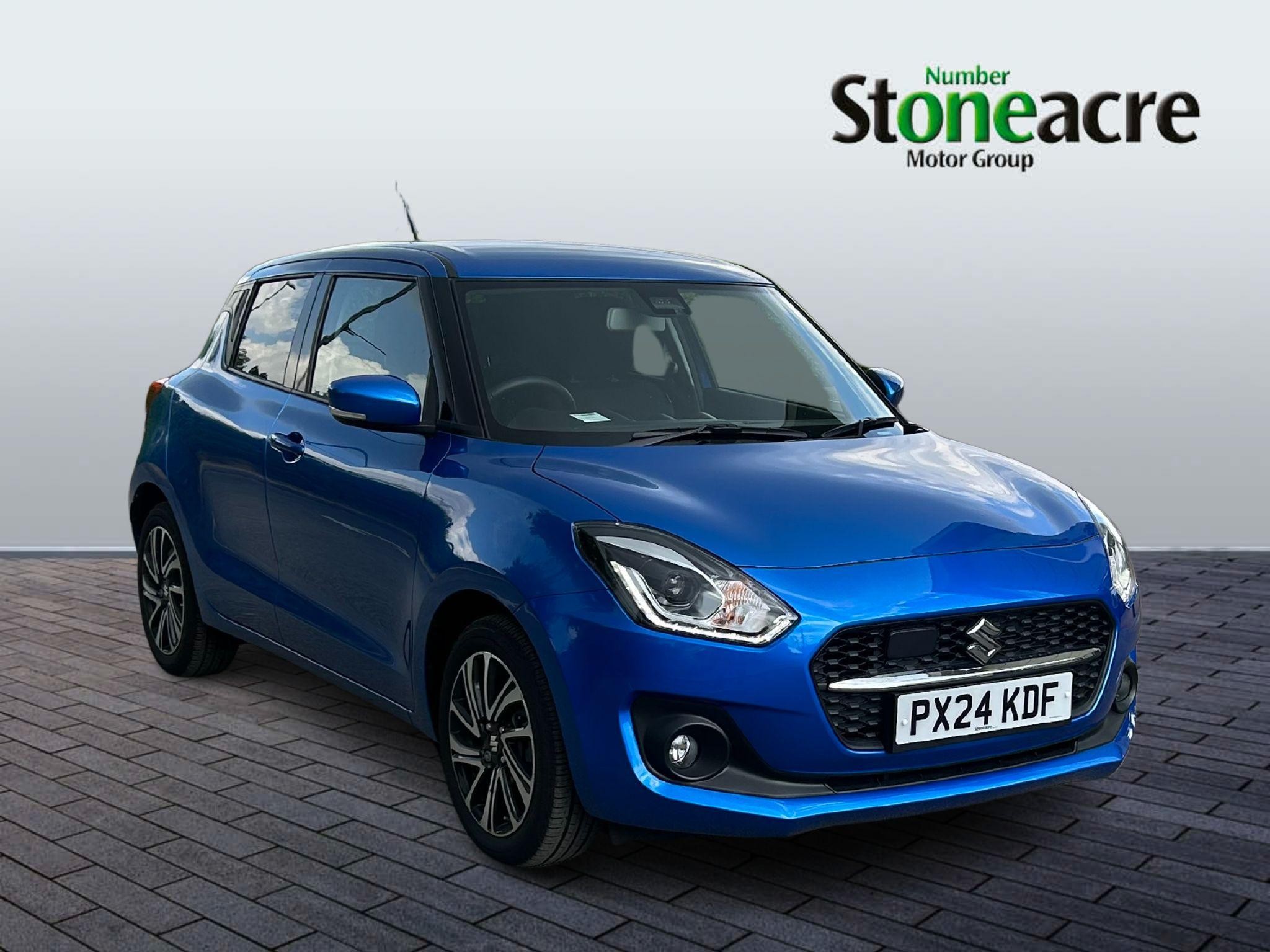 Main listing image - Suzuki Swift