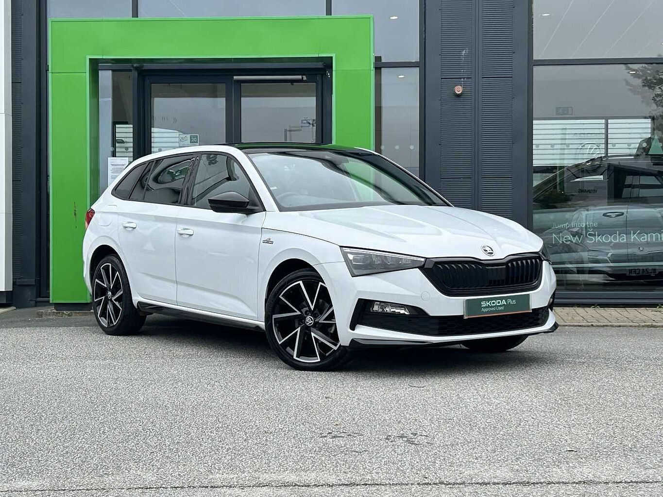 Main listing image - Skoda Scala