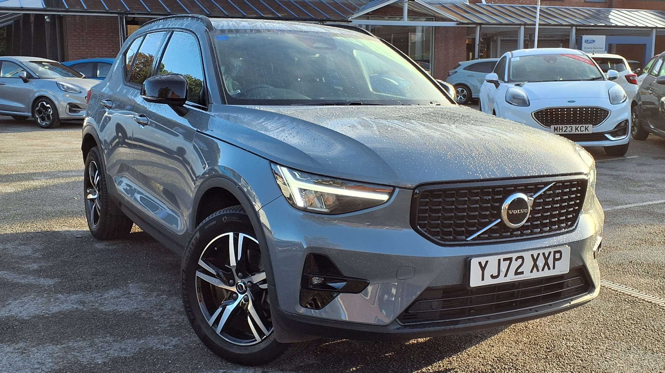 Main listing image - Volvo XC40