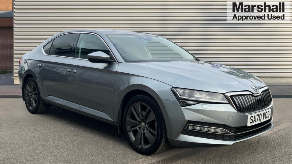 Main listing image - Skoda Superb