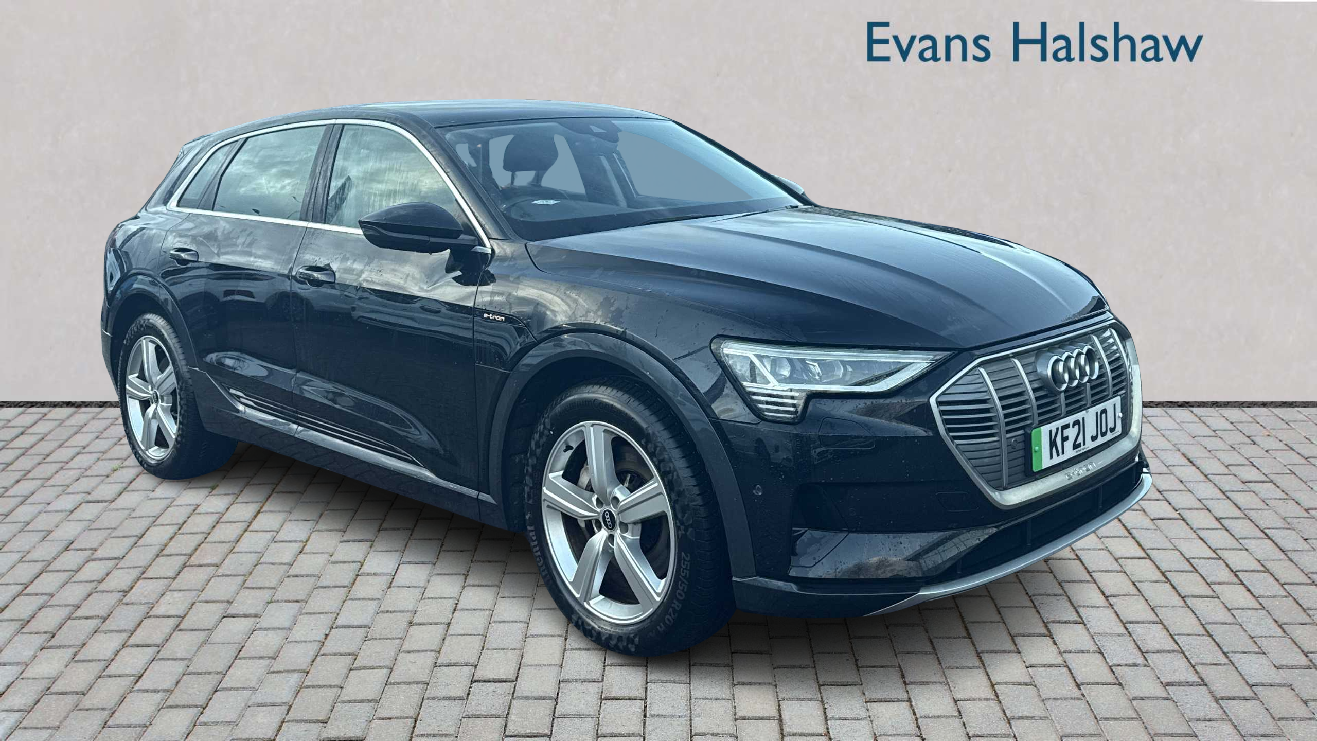 Main listing image - Audi e-tron