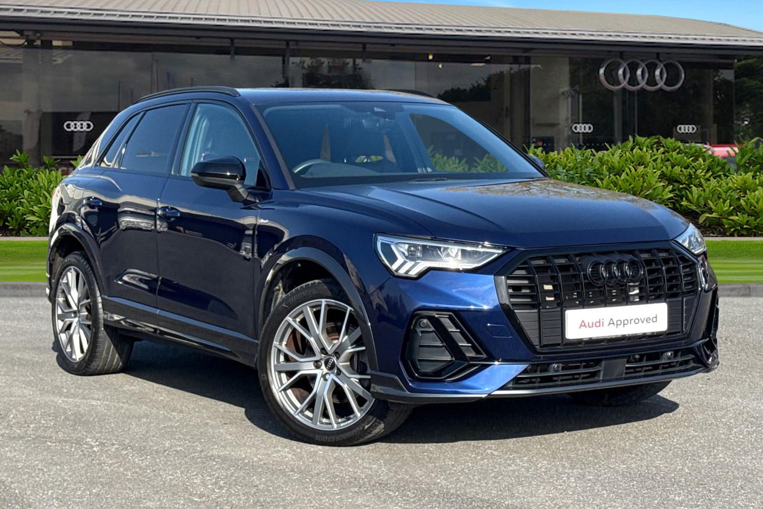Main listing image - Audi Q3