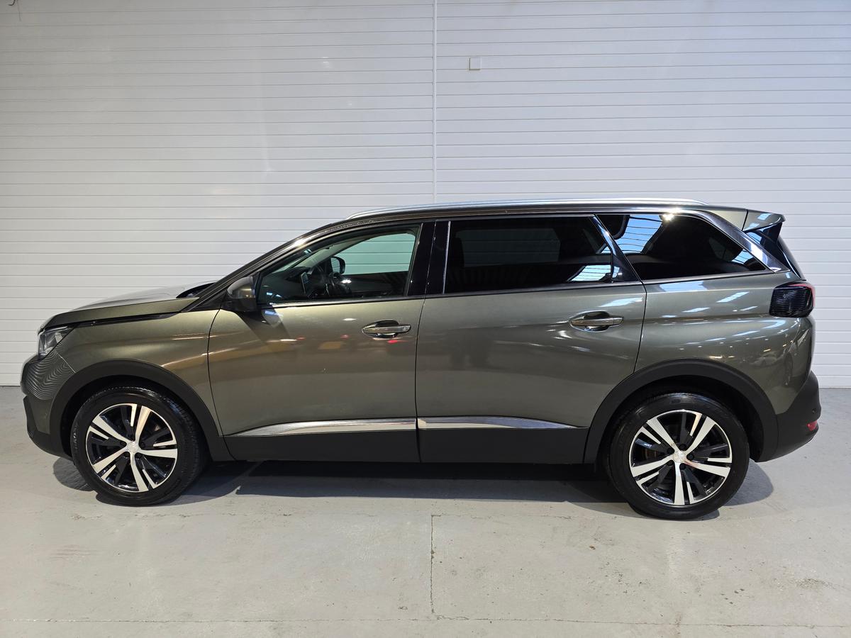 Main listing image - Peugeot 5008