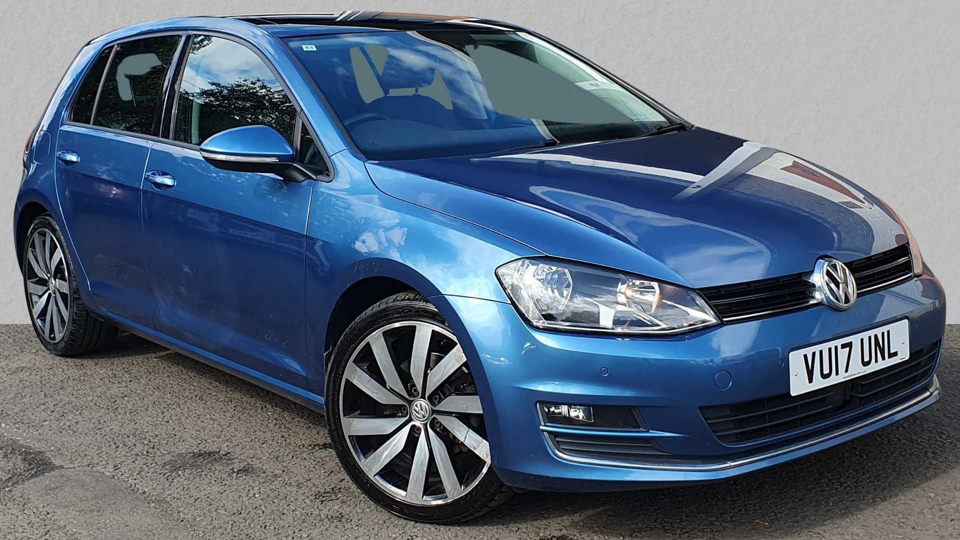 Main listing image - Volkswagen Golf