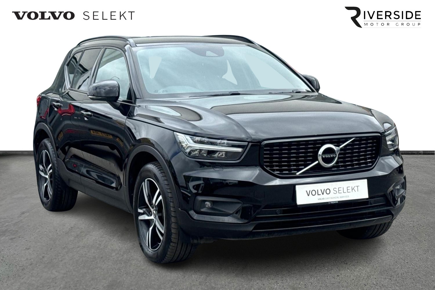 Main listing image - Volvo XC40