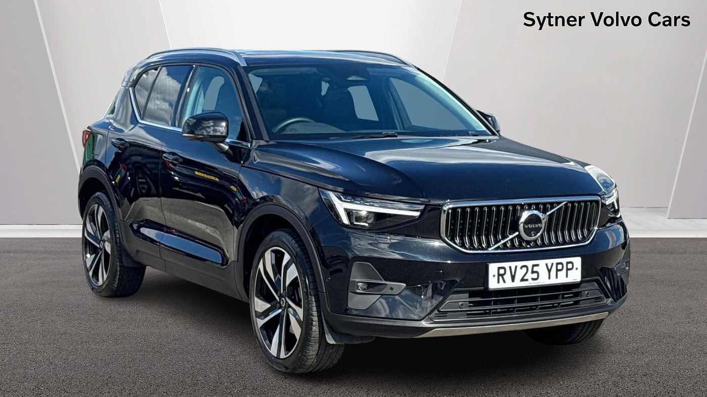 Main listing image - Volvo XC40
