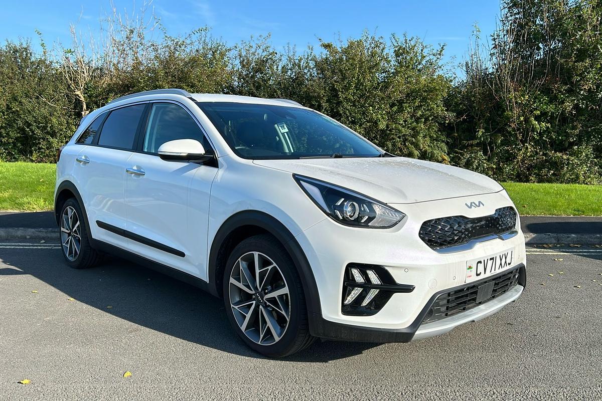 Main listing image - Kia Niro