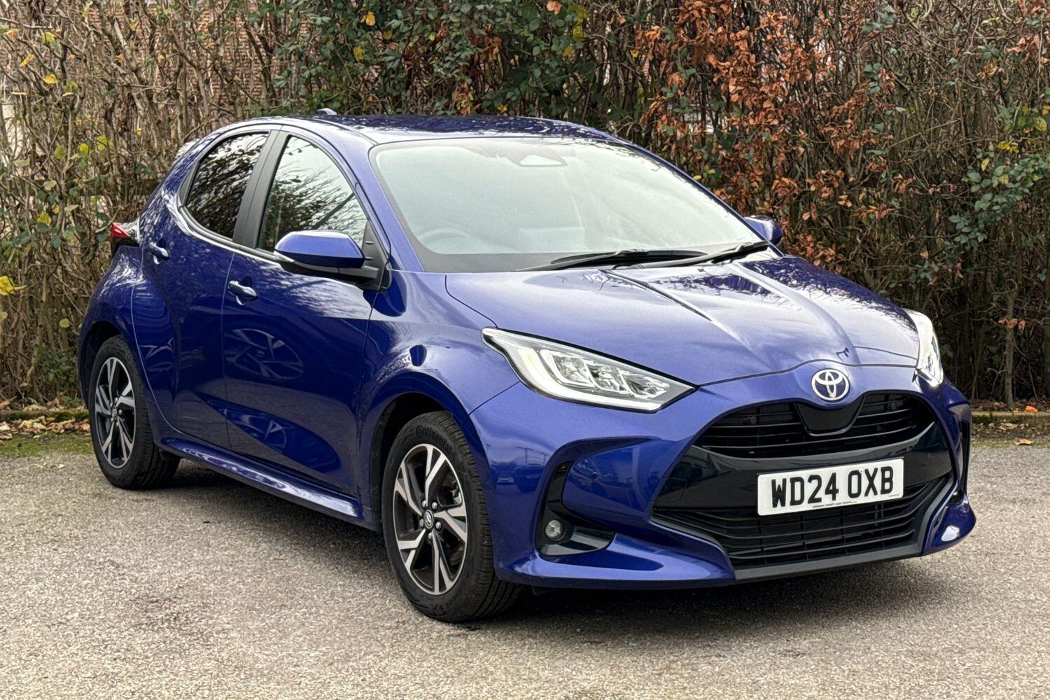 Main listing image - Toyota Yaris