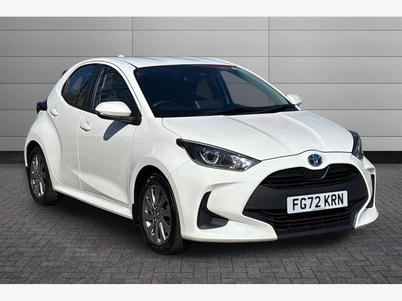 Main listing image - Toyota Yaris