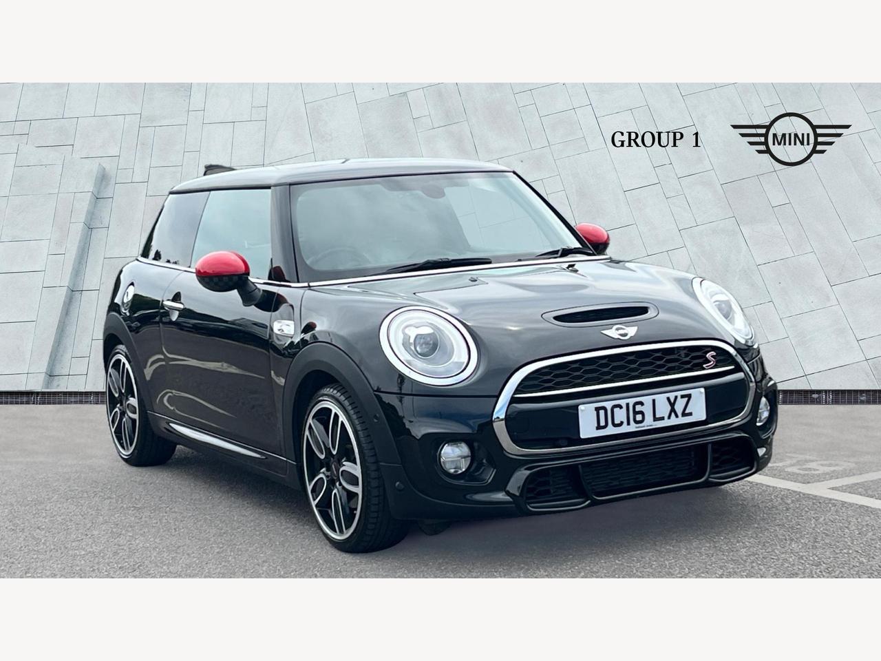 Main listing image - MINI Hatchback