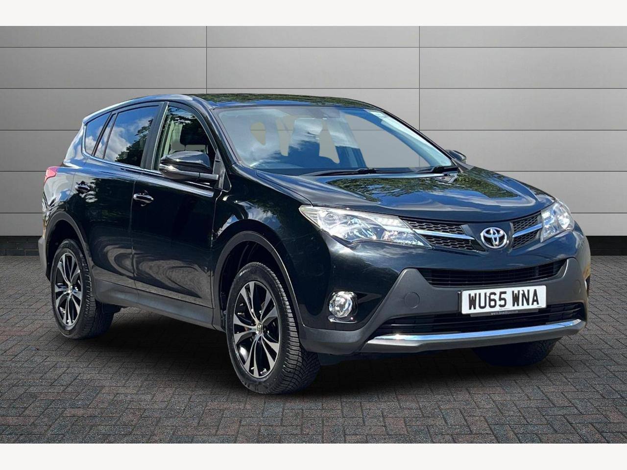 Main listing image - Toyota RAV4
