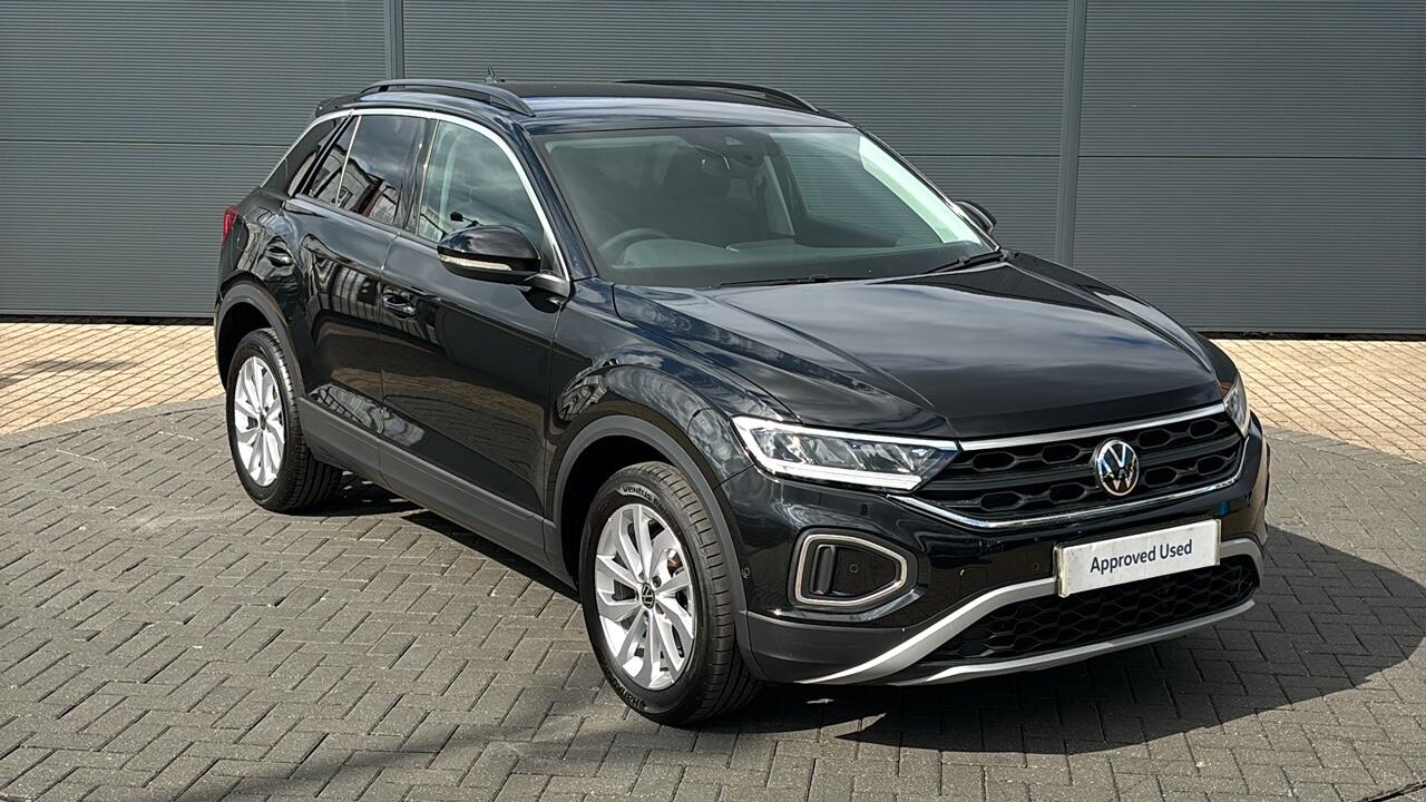 Main listing image - Volkswagen T-Roc