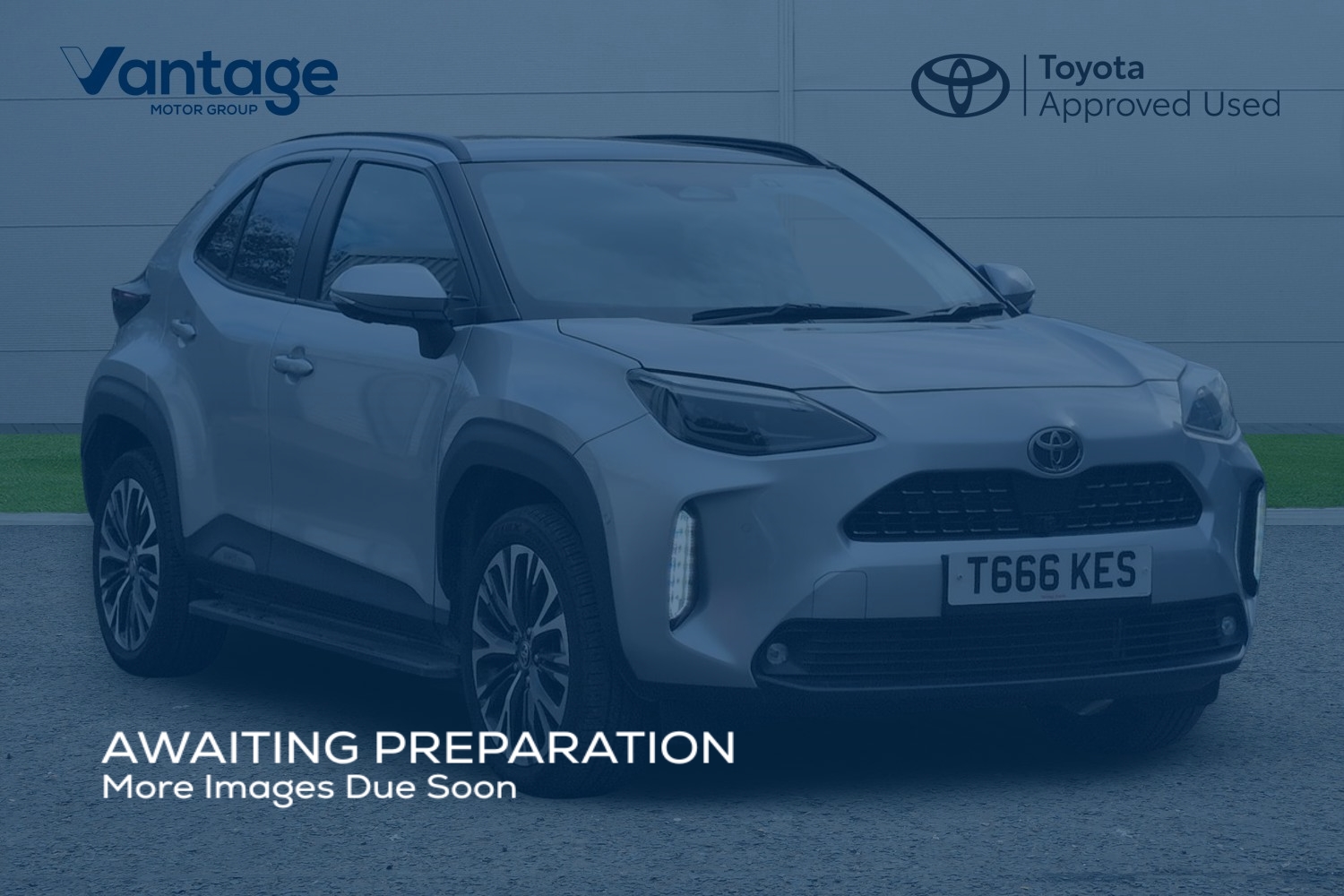 Main listing image - Toyota Yaris Cross