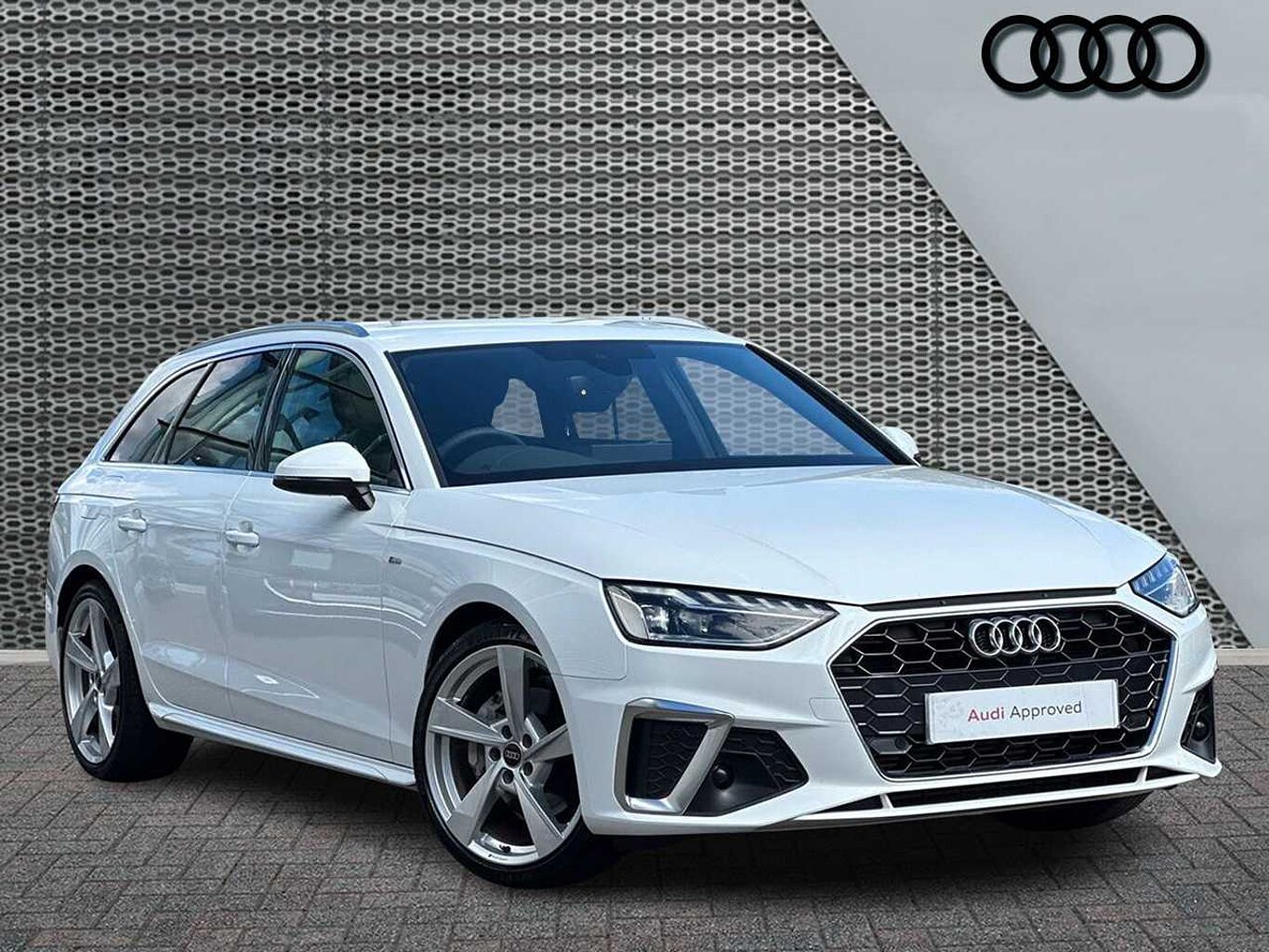Main listing image - Audi A4