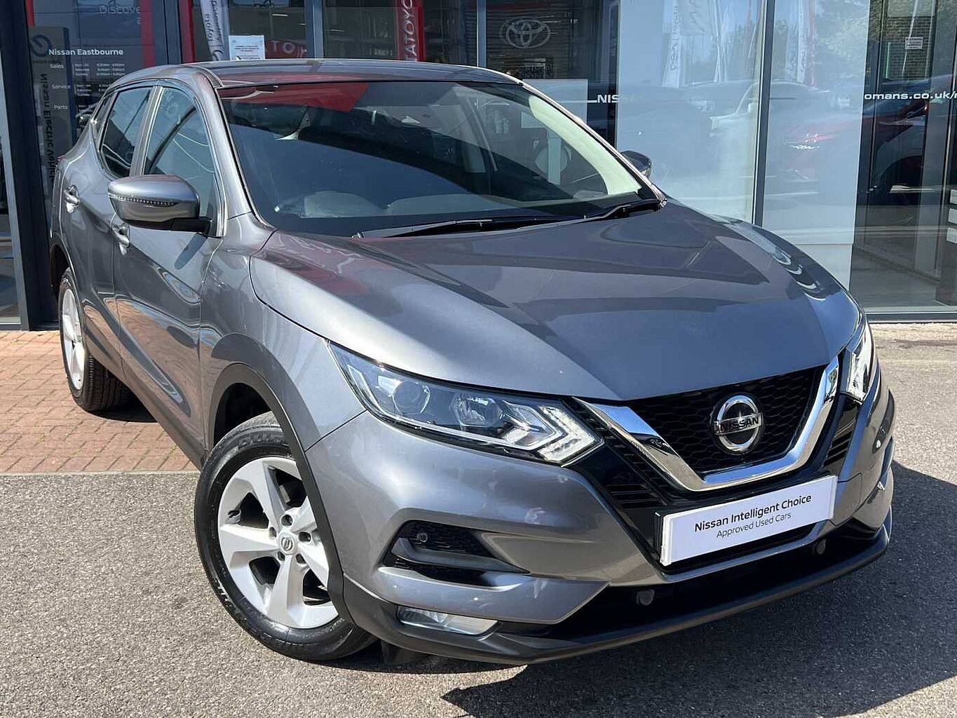 Main listing image - Nissan Qashqai