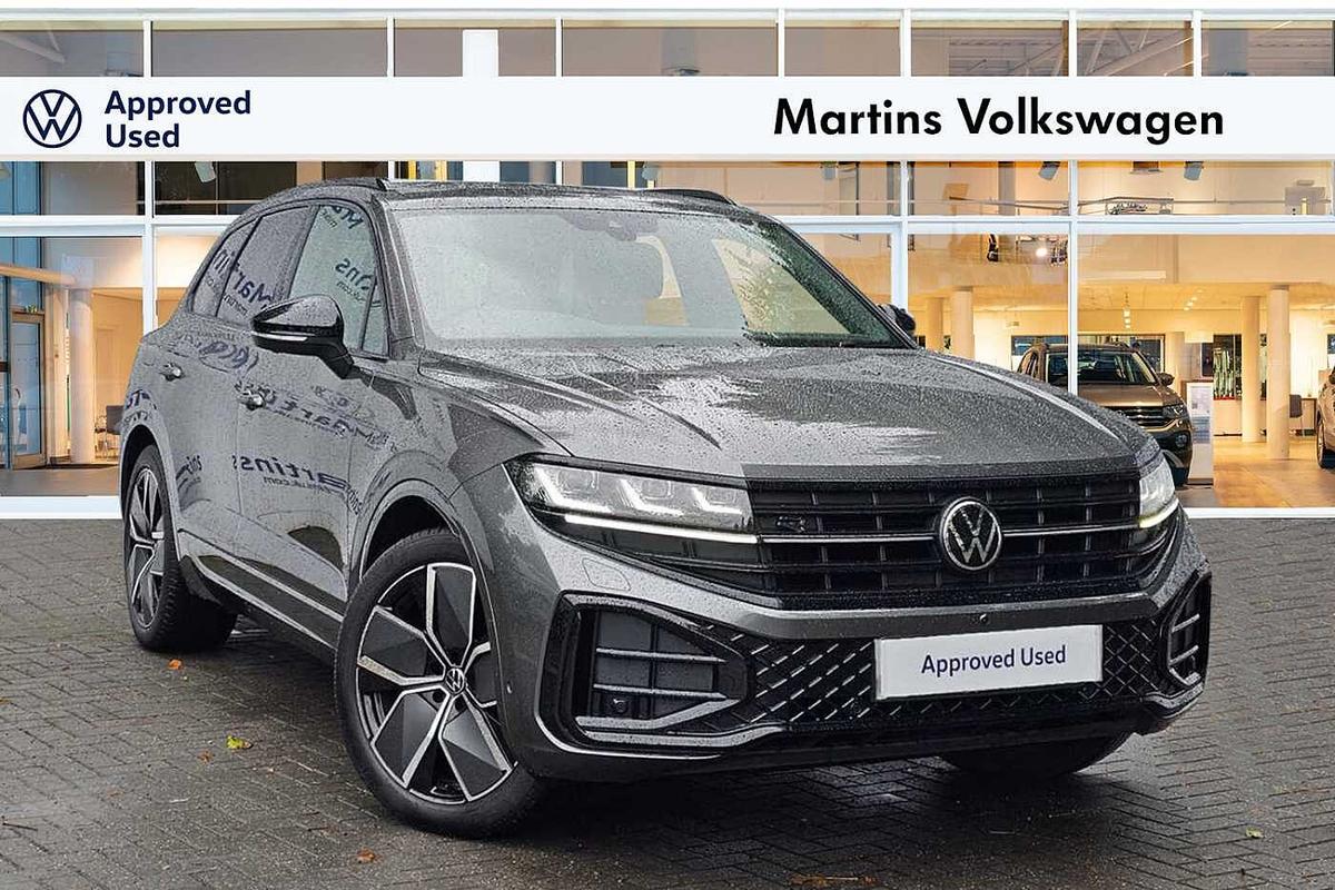 Main listing image - Volkswagen Touareg