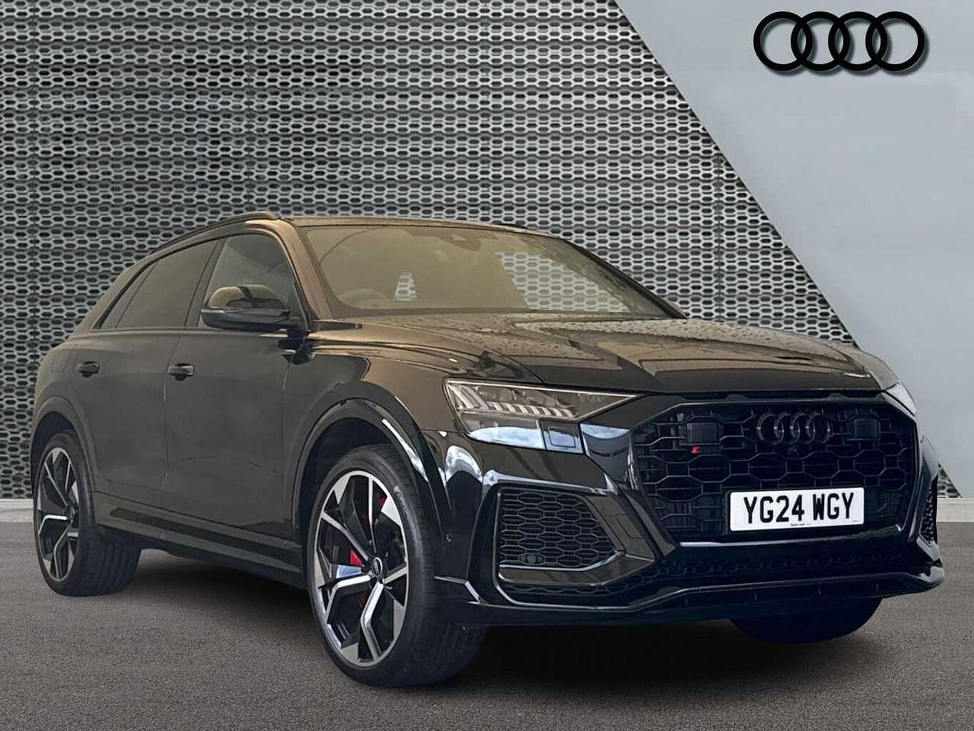Main listing image - Audi RS Q8