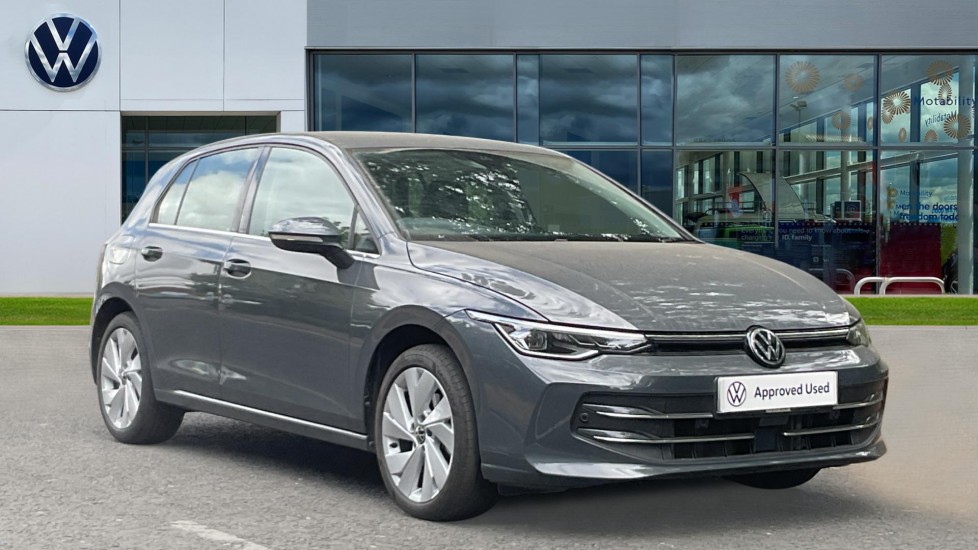 Main listing image - Volkswagen Golf