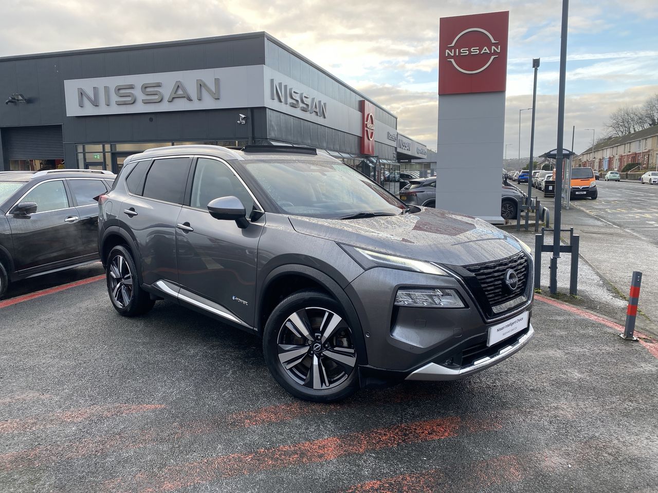 Main listing image - Nissan X-Trail