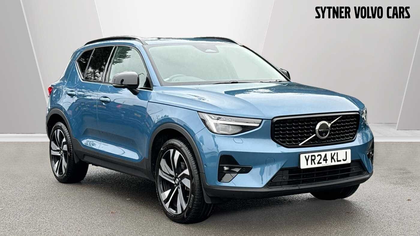 Main listing image - Volvo XC40