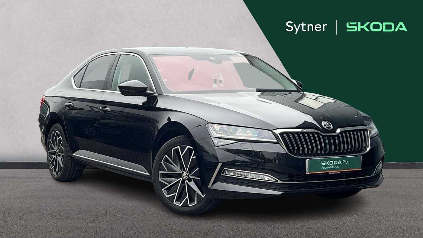 Main listing image - Skoda Superb