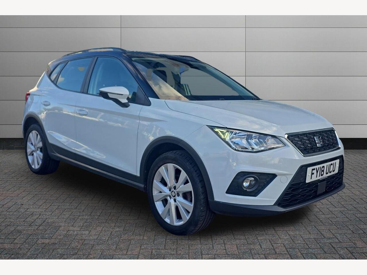 Main listing image - SEAT Arona