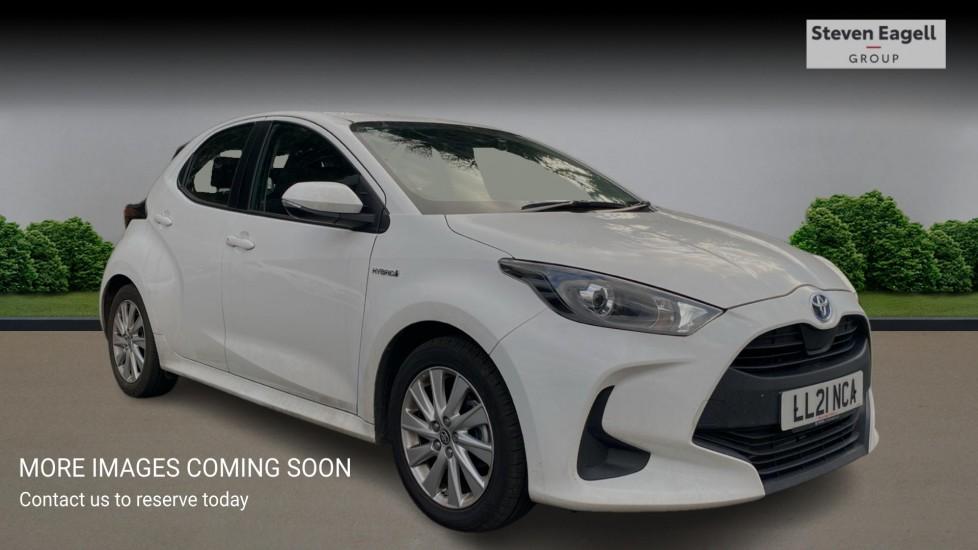 Main listing image - Toyota Yaris