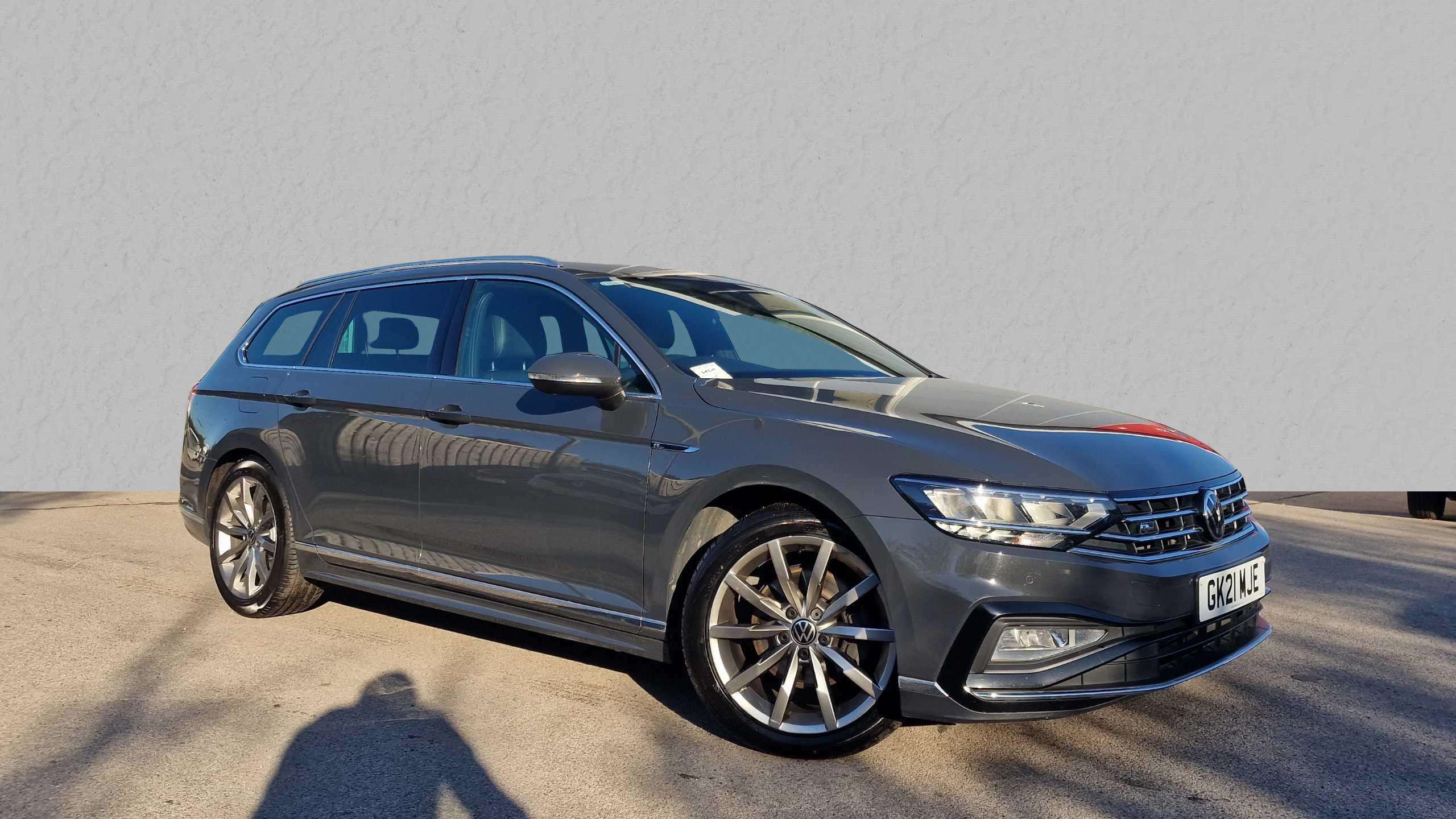 Main listing image - Volkswagen Passat Estate