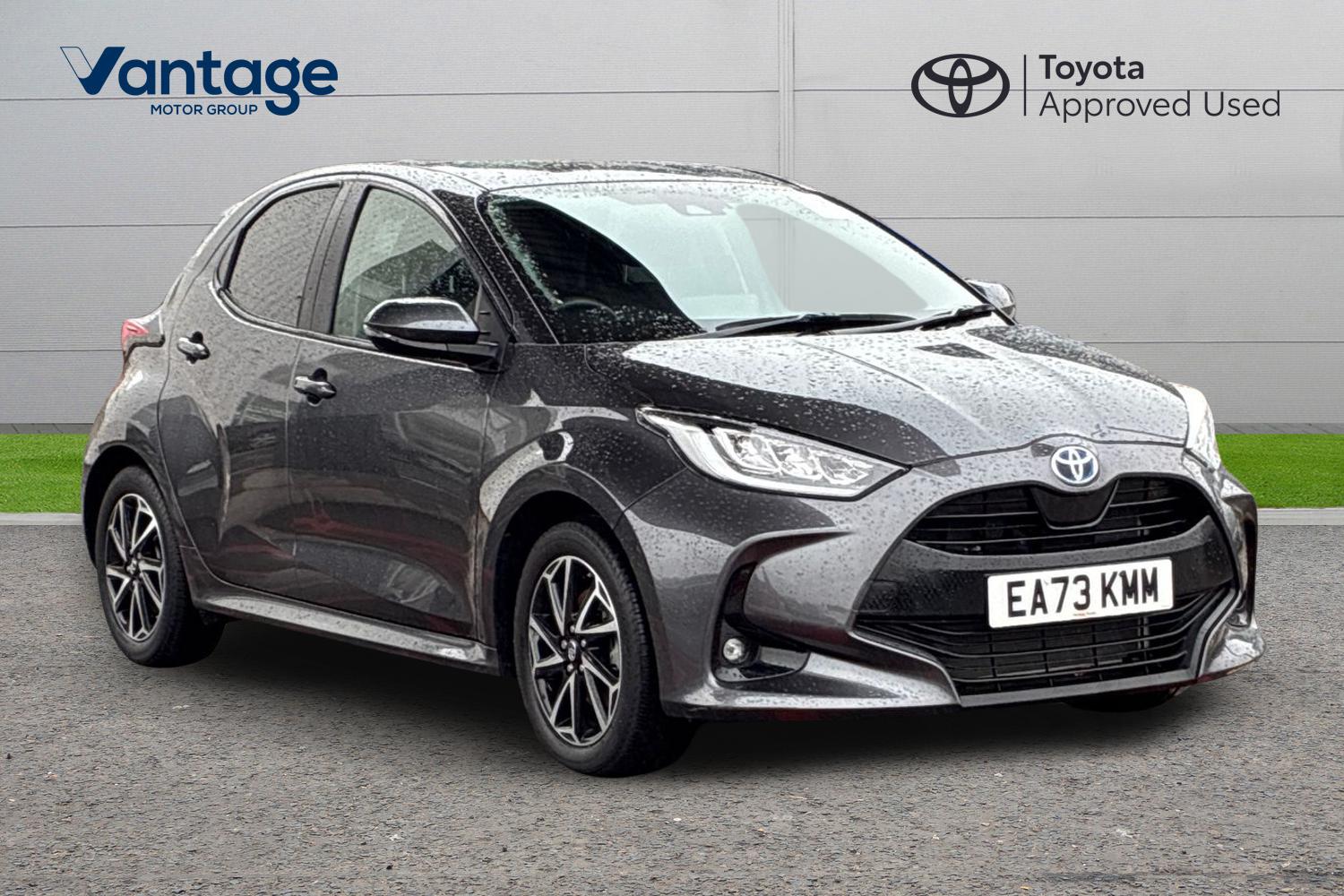 Main listing image - Toyota Yaris
