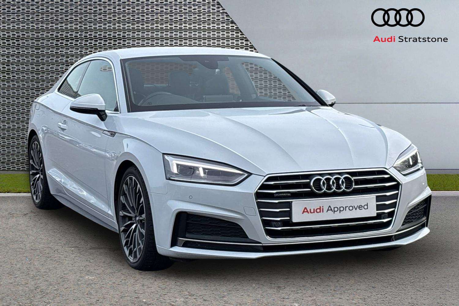 Main listing image - Audi A5