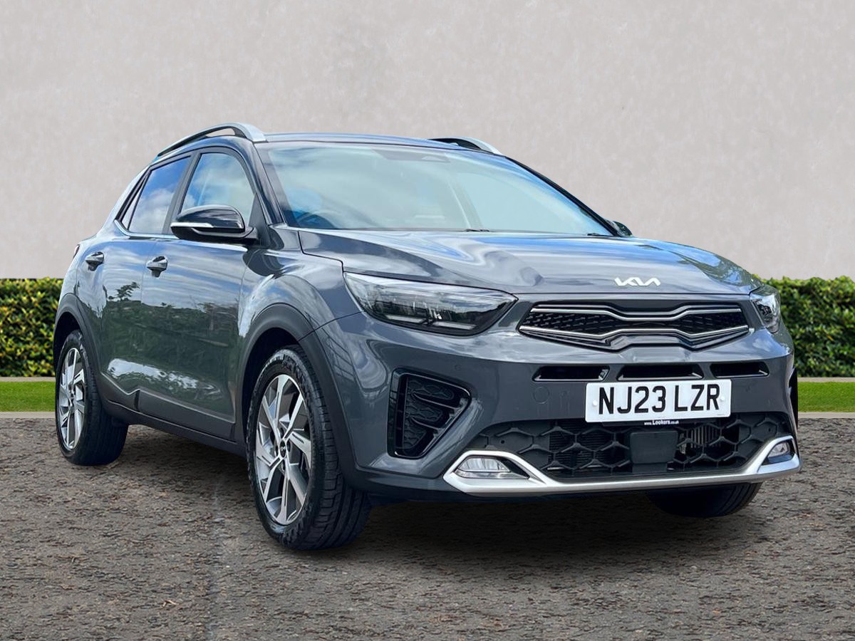 Main listing image - Kia Stonic