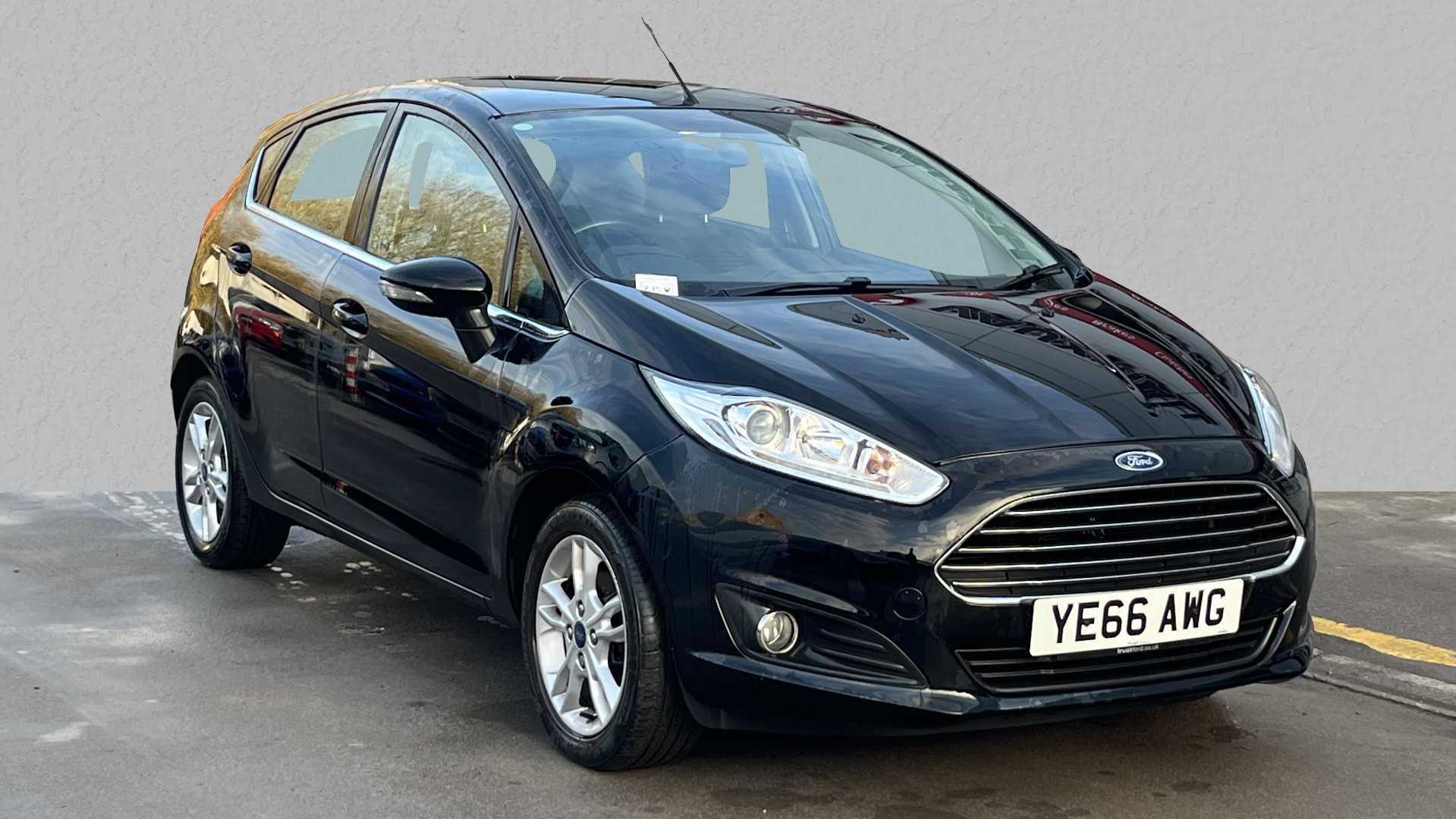 Main listing image - Ford Fiesta