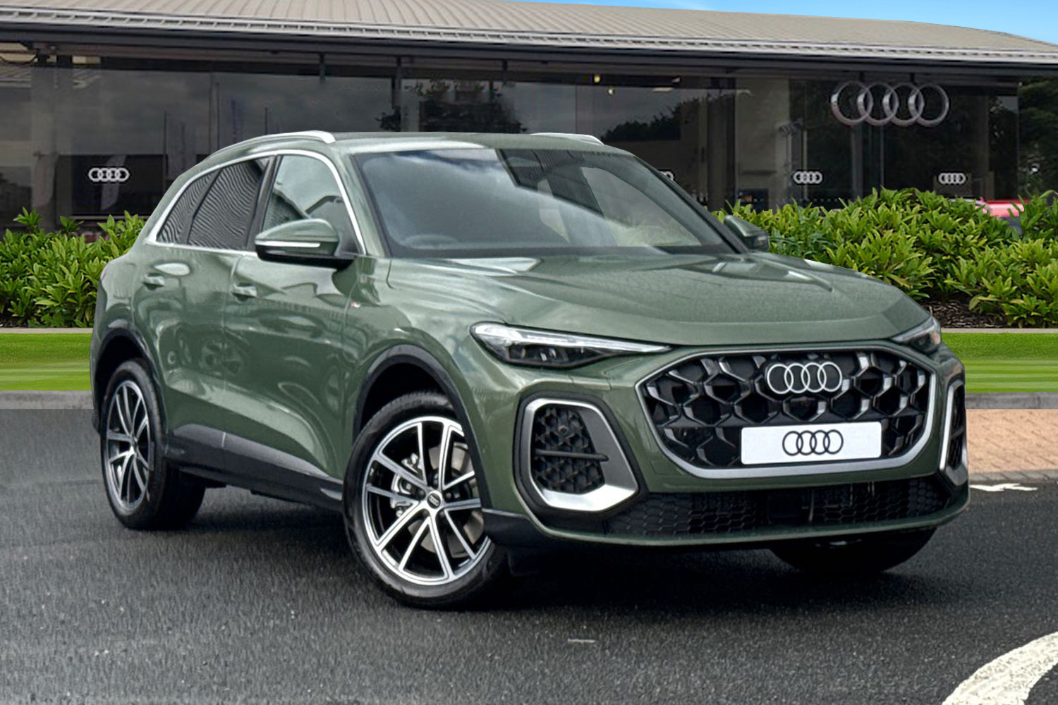 Main listing image - Audi Q5
