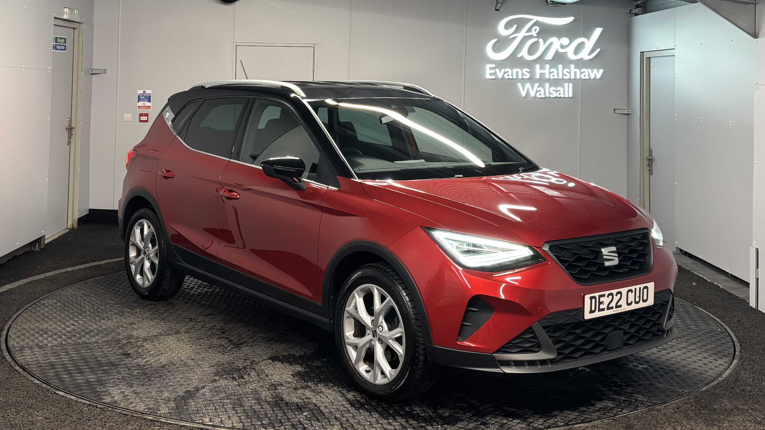 Main listing image - SEAT Arona