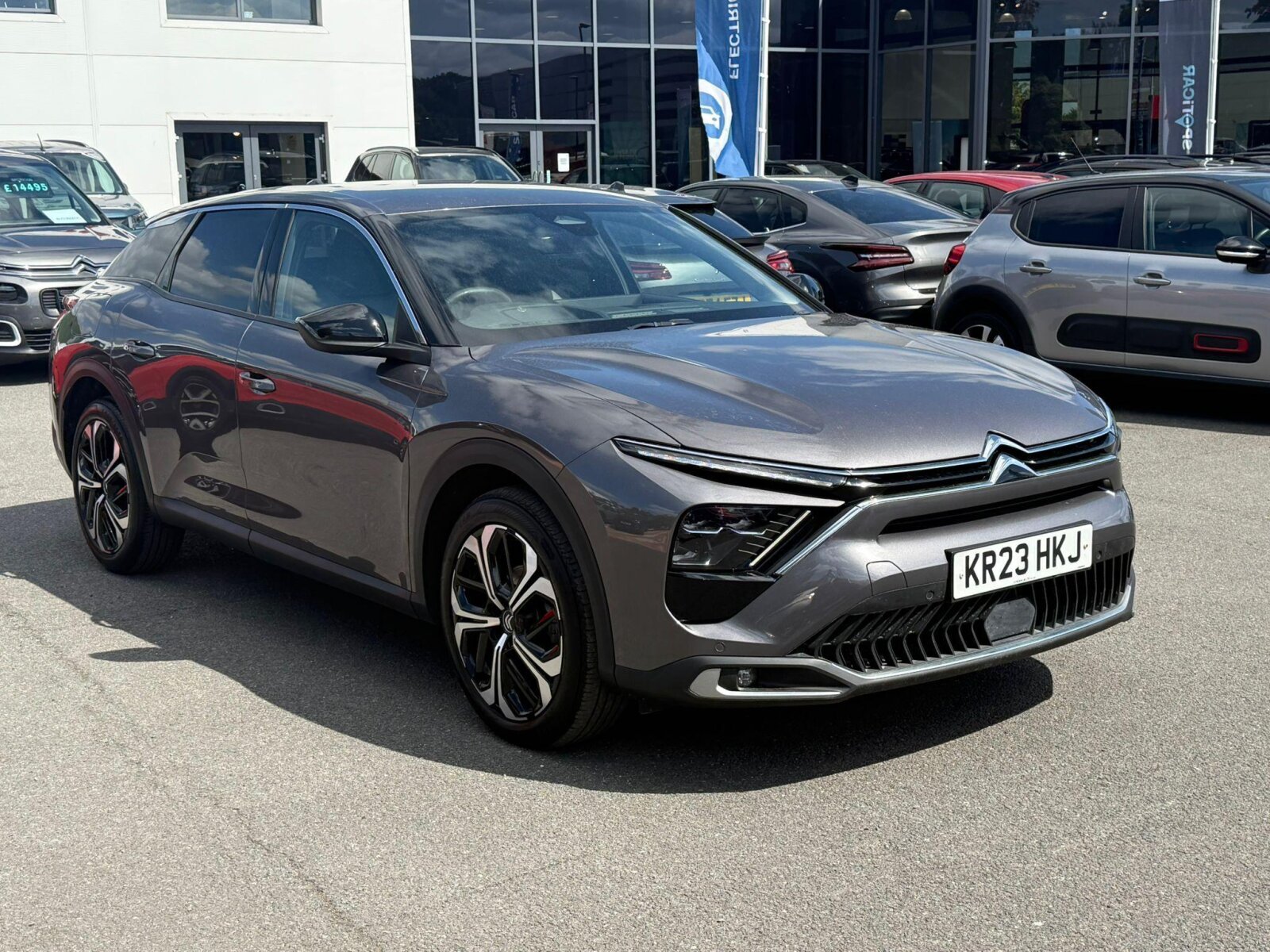 Main listing image - Citroen C5 X