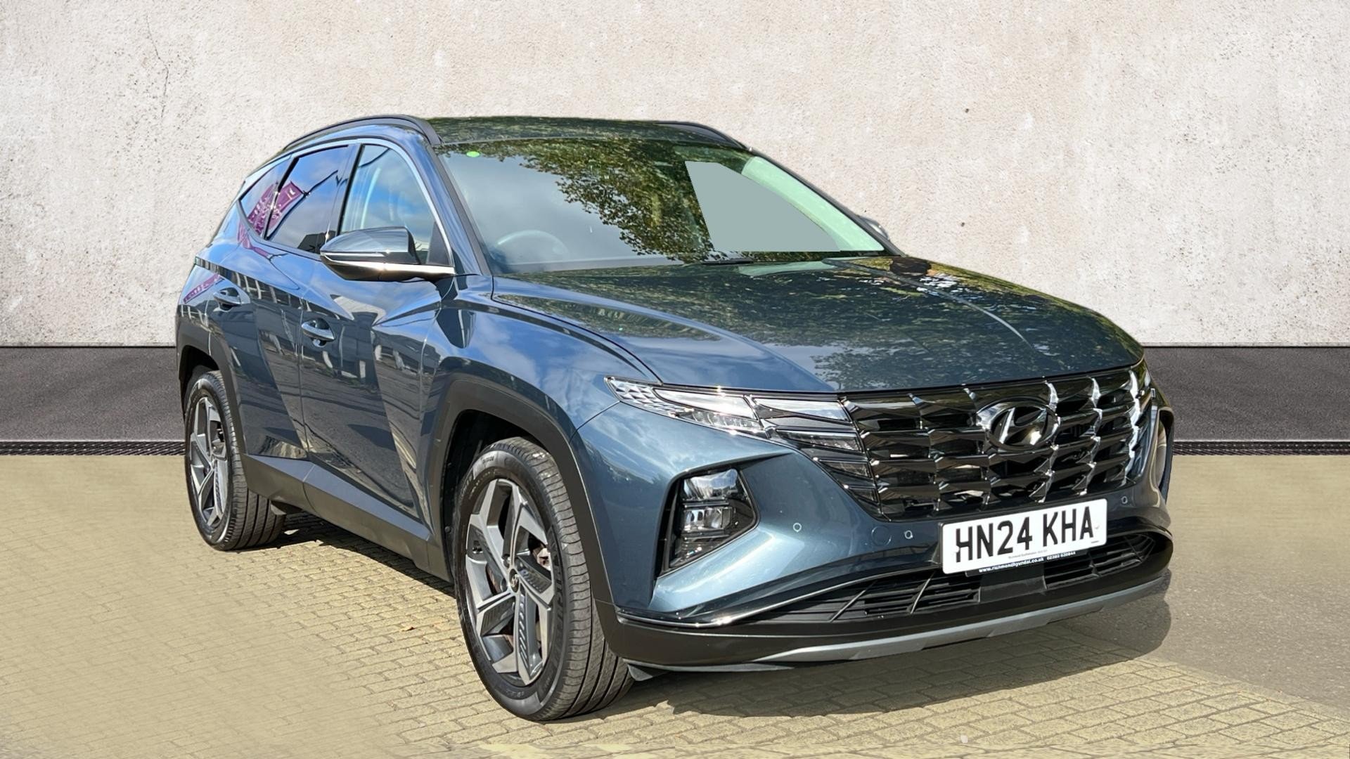 Main listing image - Hyundai Tucson