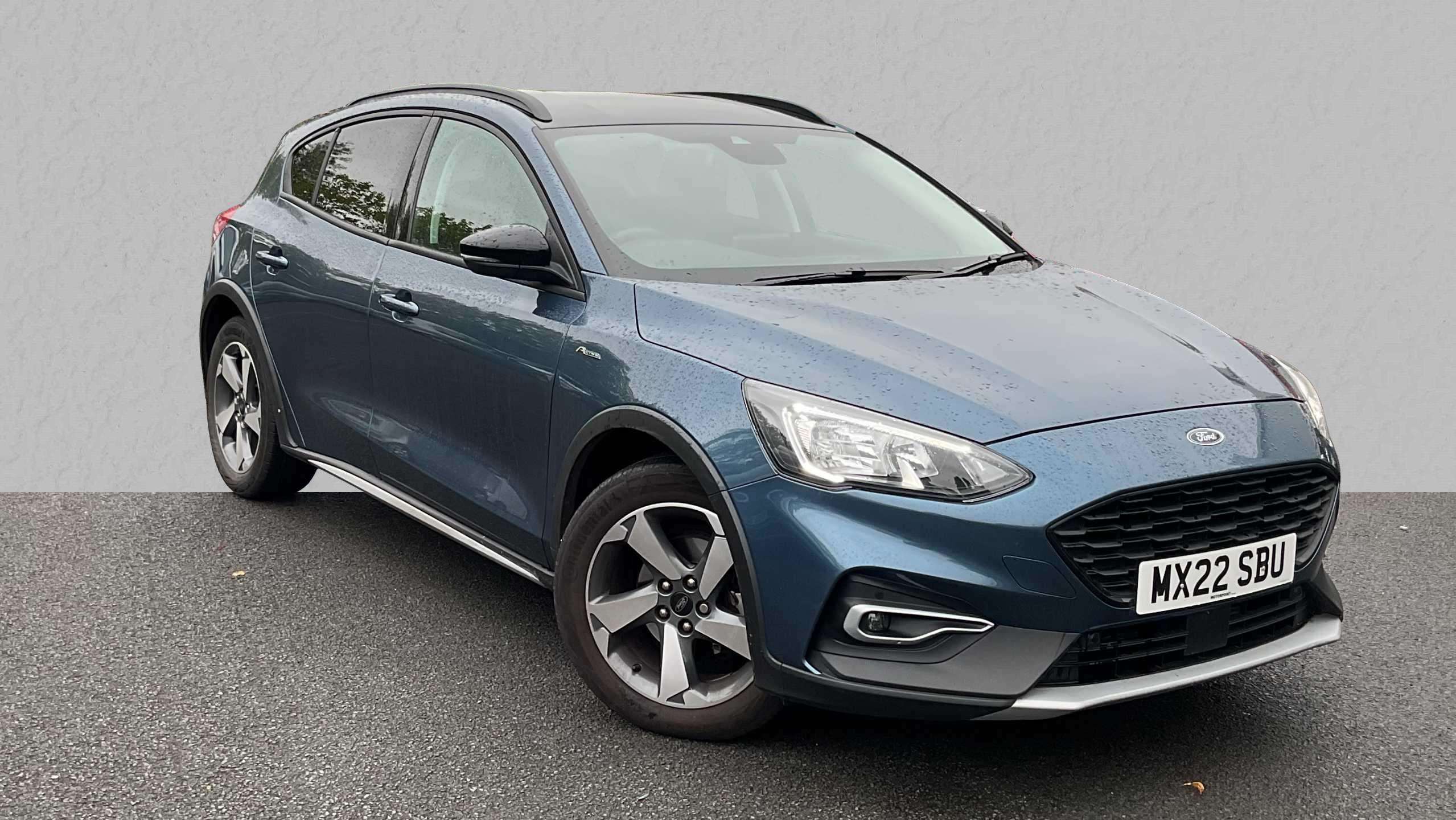 Main listing image - Ford Focus Active
