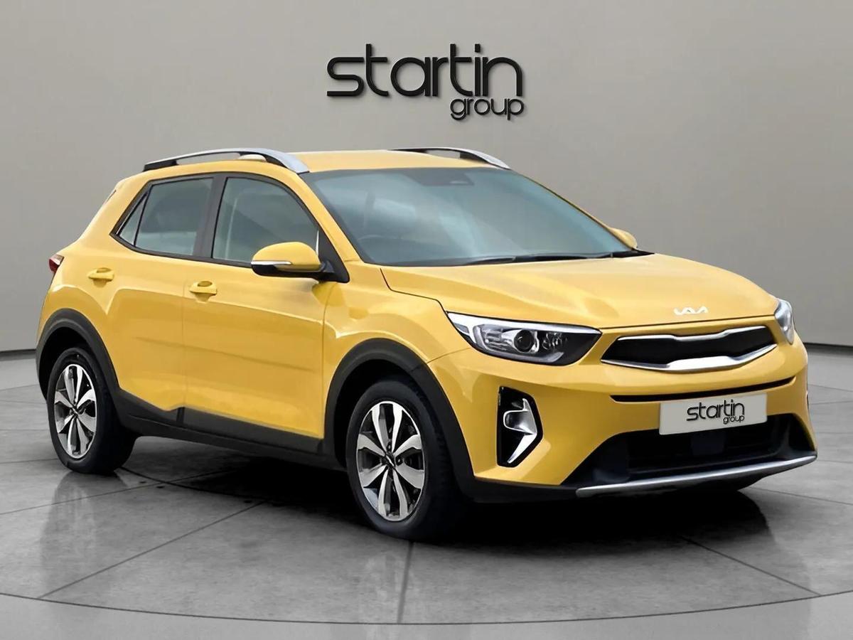 Main listing image - Kia Stonic