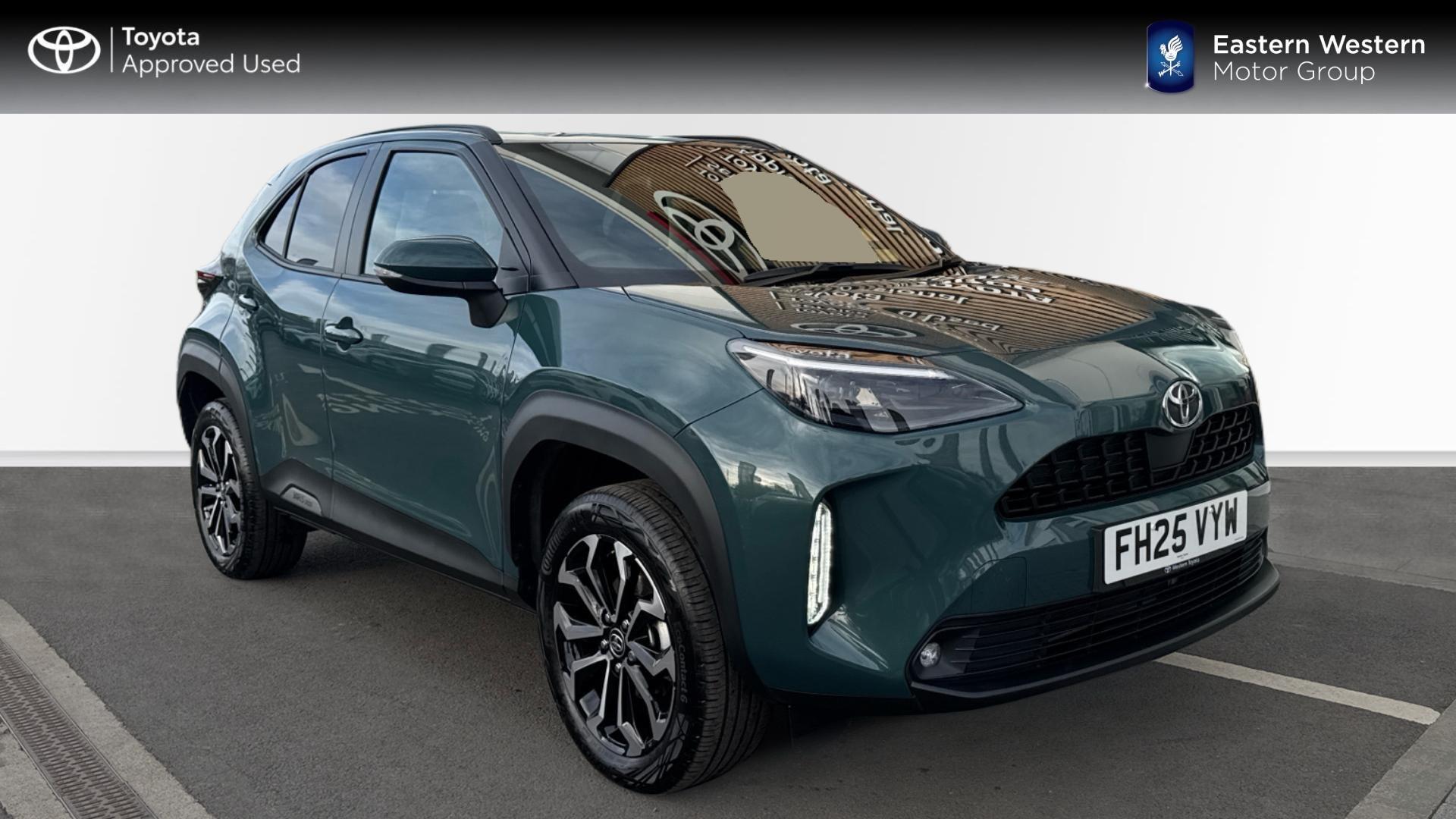 Main listing image - Toyota Yaris Cross