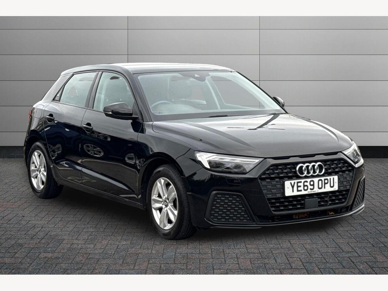Main listing image - Audi A1