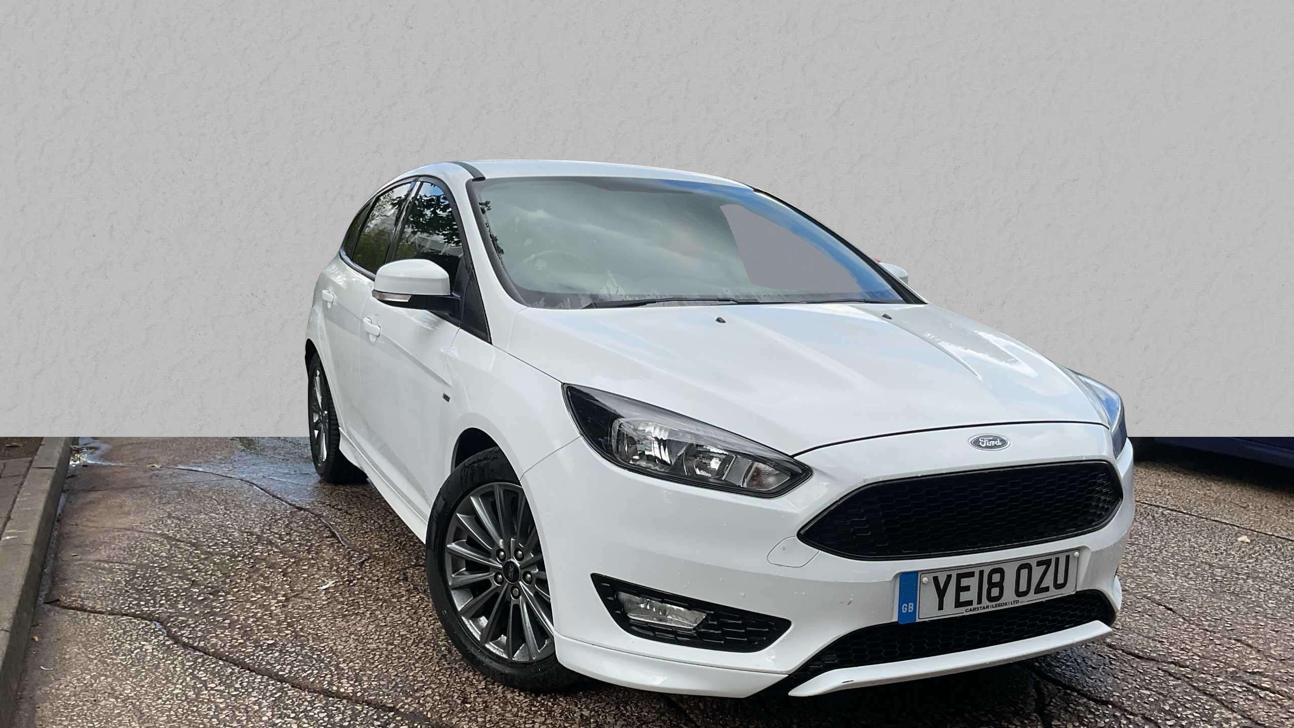 Main listing image - Ford Focus